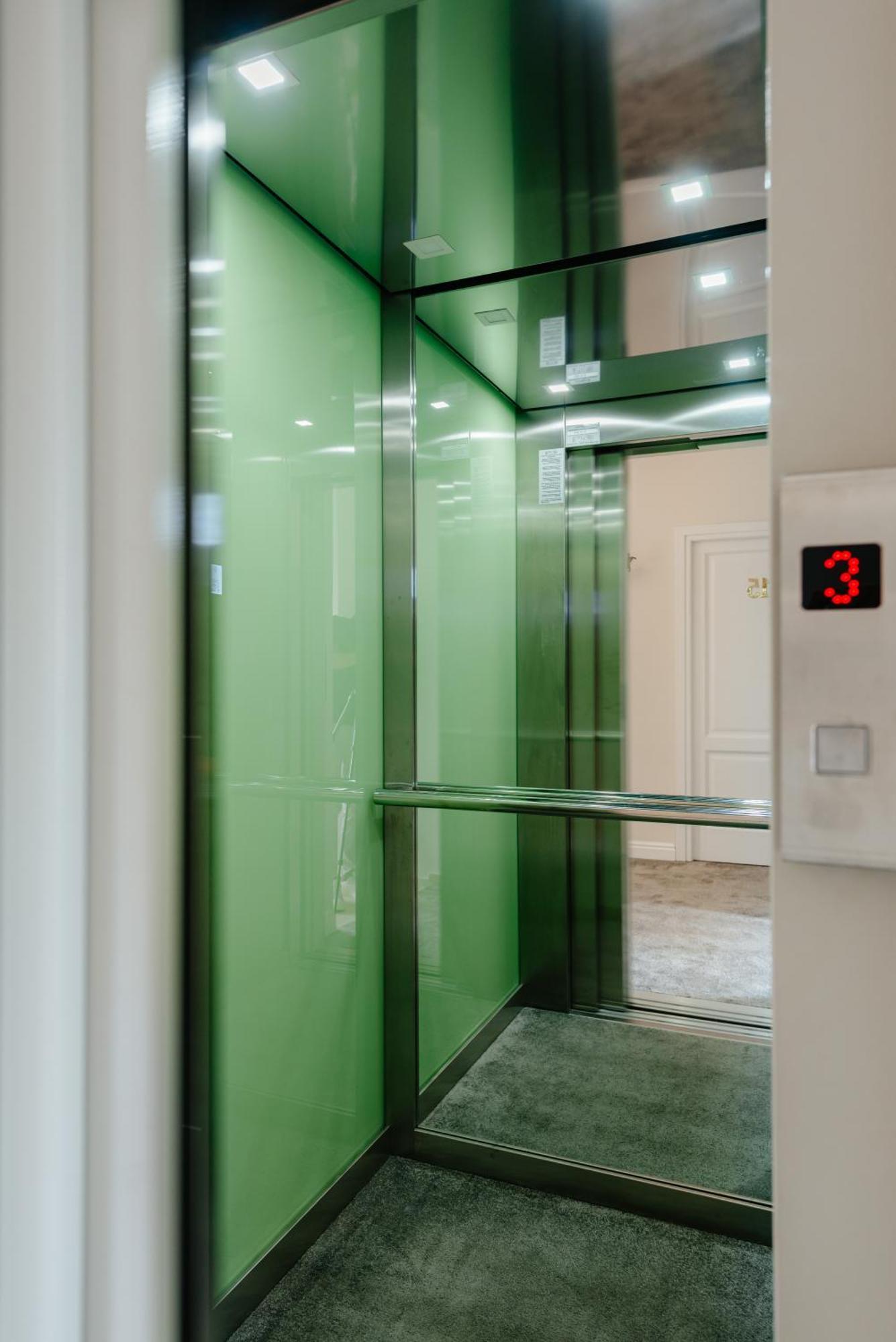 Ateneea Luxury Rooms Cluj-Napoca Exteriör bild