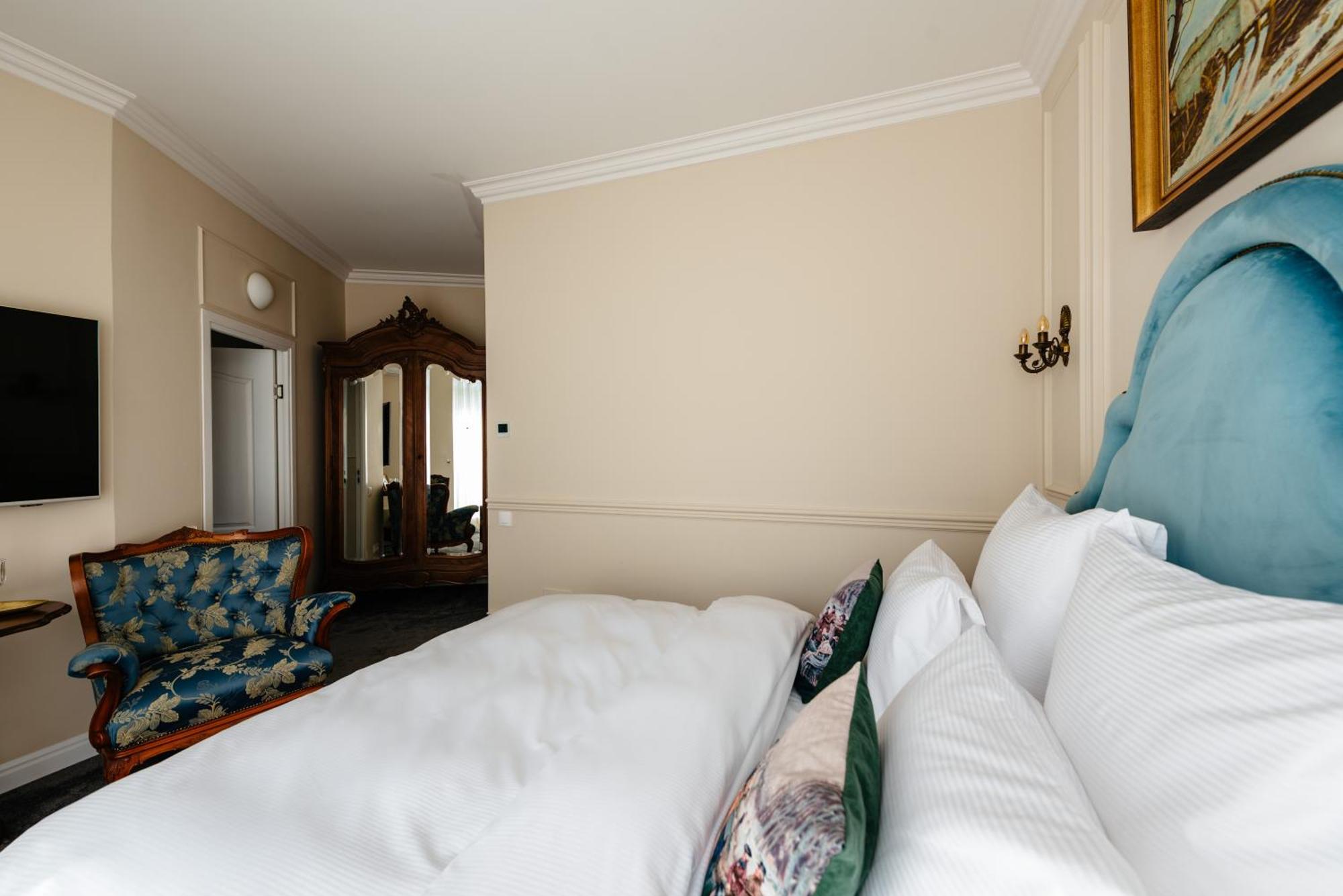 Ateneea Luxury Rooms Cluj-Napoca Exteriör bild