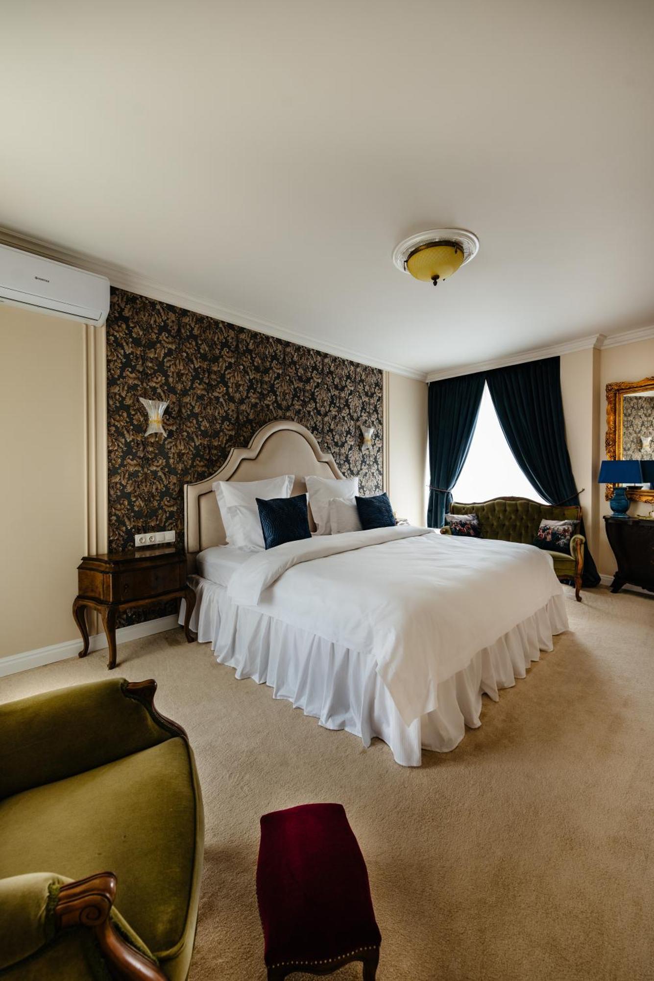 Ateneea Luxury Rooms Cluj-Napoca Exteriör bild