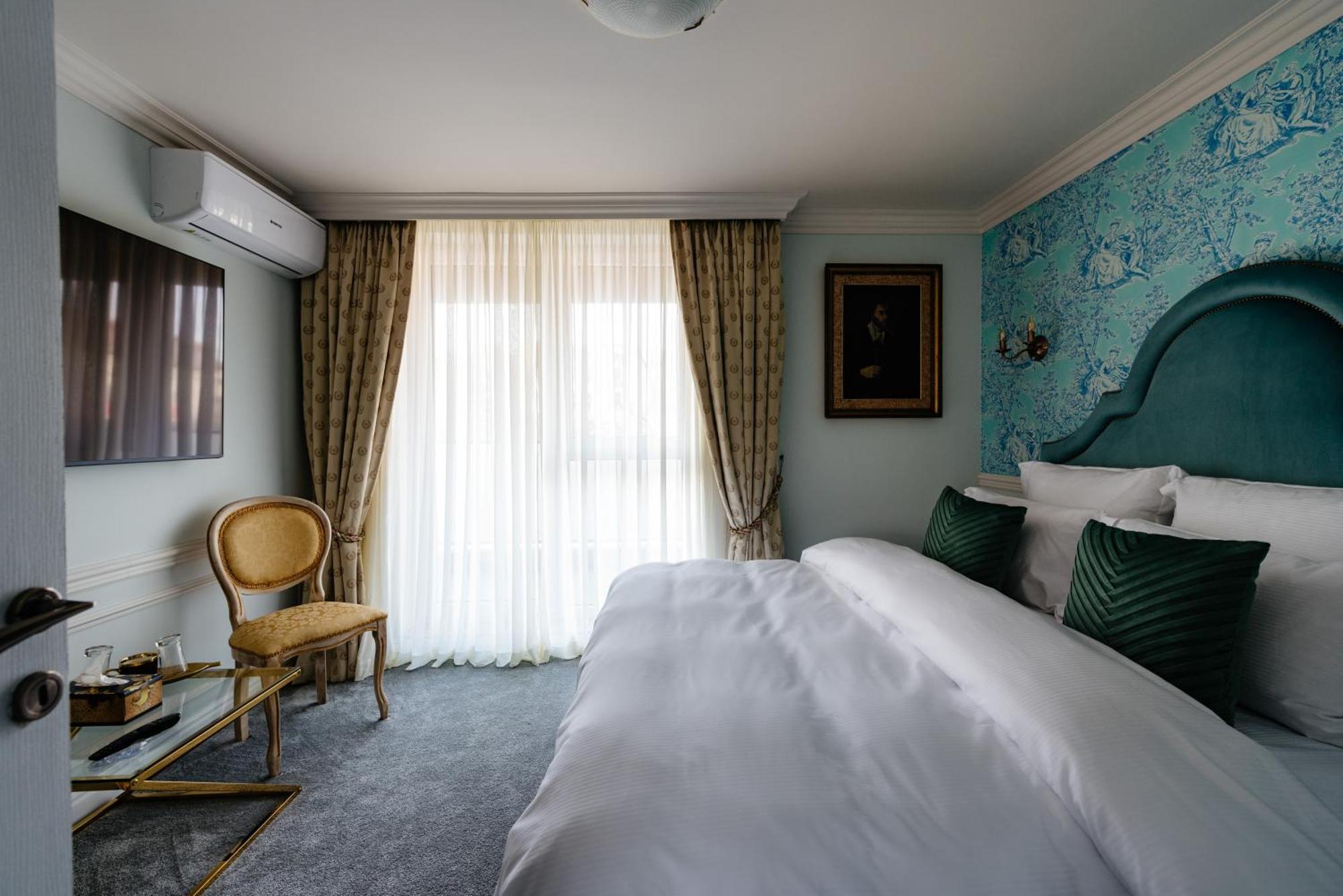 Ateneea Luxury Rooms Cluj-Napoca Exteriör bild