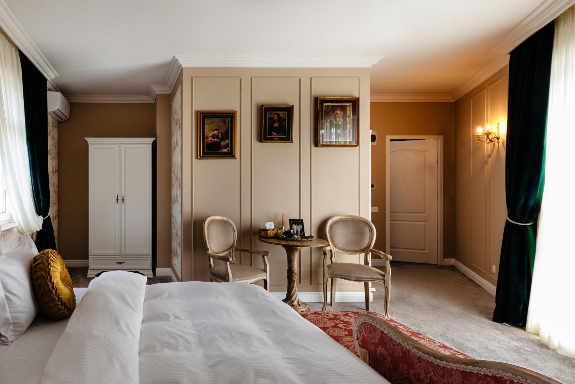Ateneea Luxury Rooms Cluj-Napoca Exteriör bild