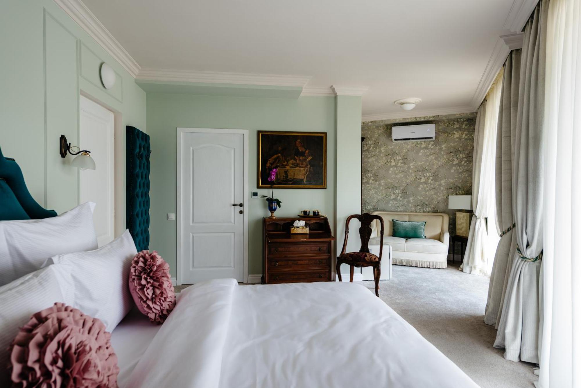 Ateneea Luxury Rooms Cluj-Napoca Exteriör bild