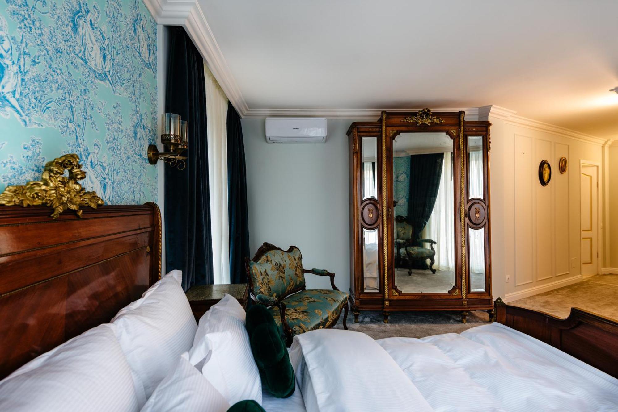Ateneea Luxury Rooms Cluj-Napoca Exteriör bild