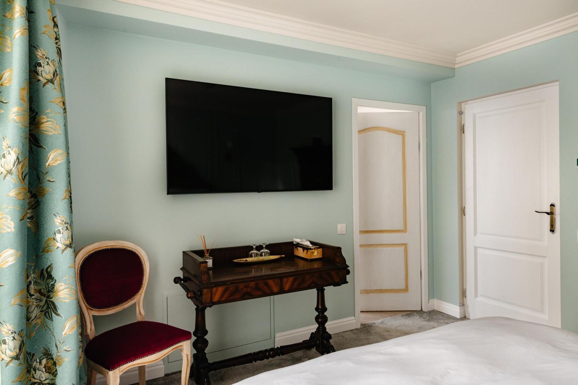Ateneea Luxury Rooms Cluj-Napoca Exteriör bild