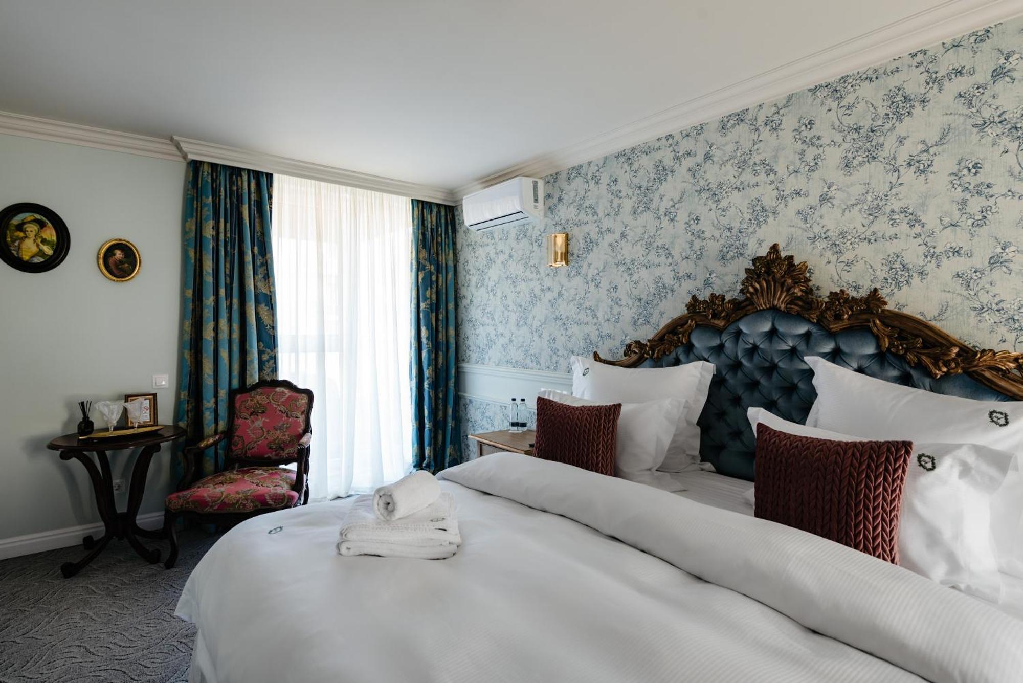 Ateneea Luxury Rooms Cluj-Napoca Exteriör bild