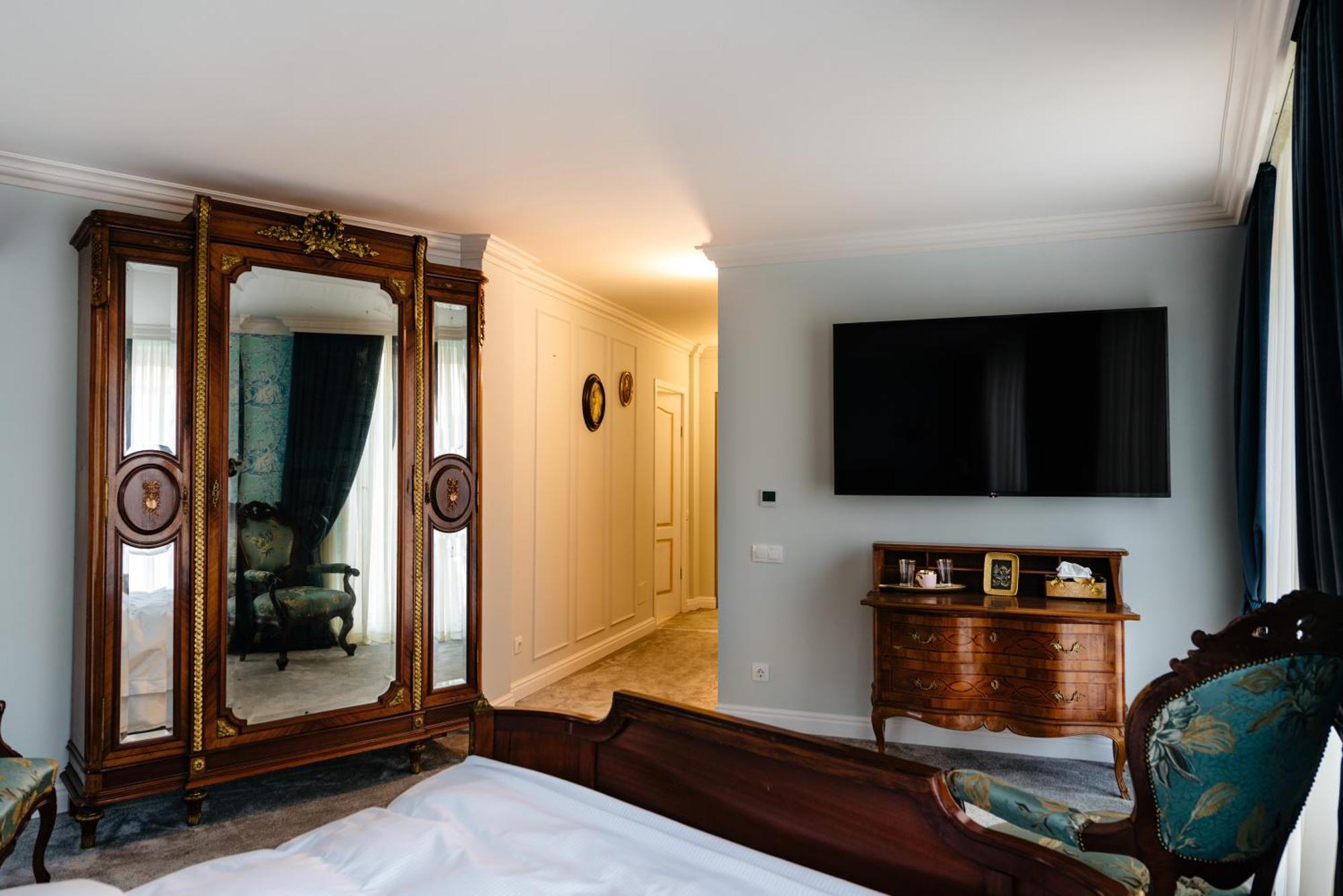 Ateneea Luxury Rooms Cluj-Napoca Exteriör bild