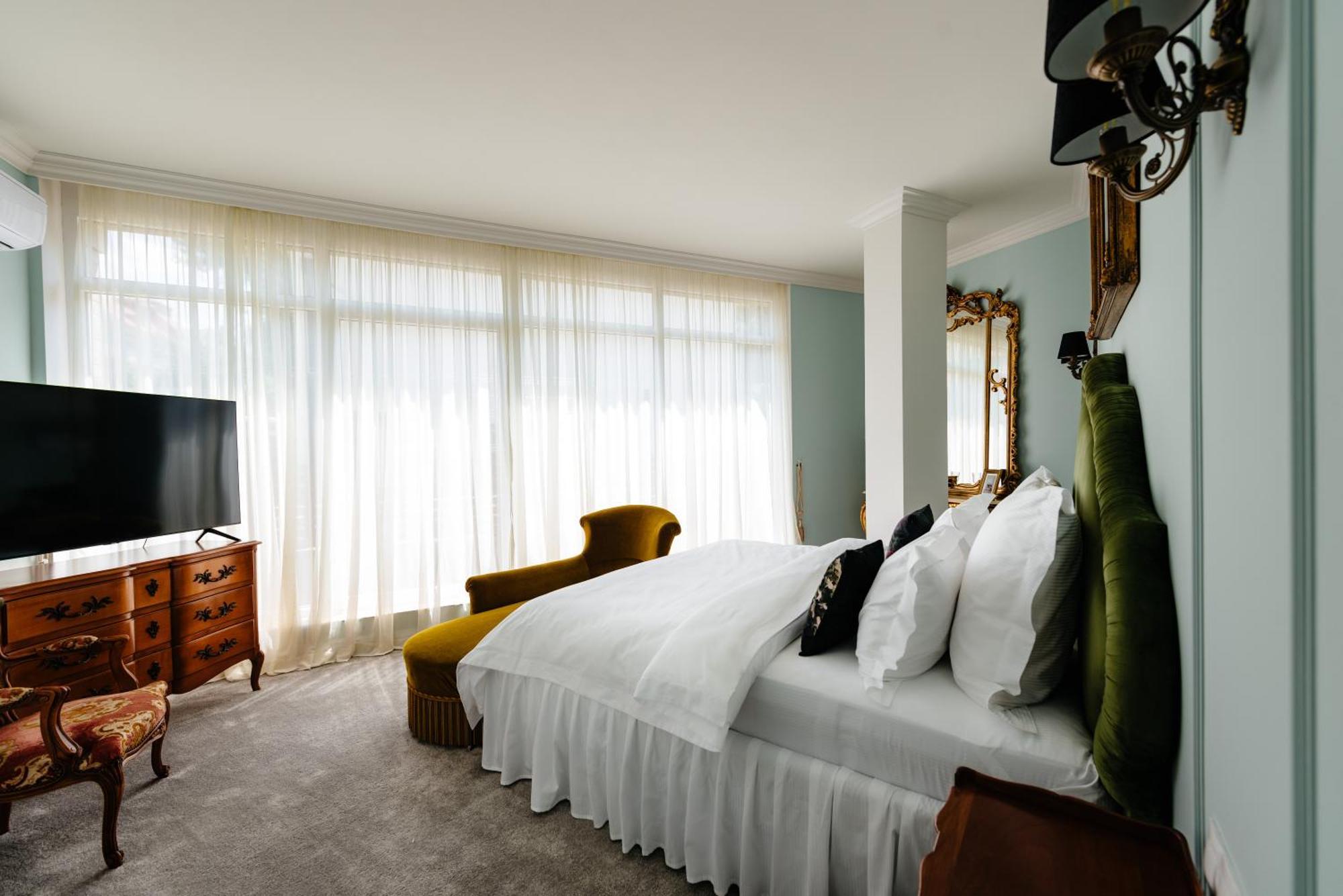 Ateneea Luxury Rooms Cluj-Napoca Exteriör bild