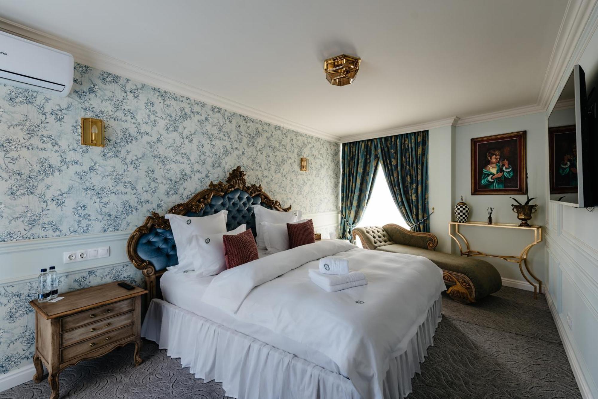 Ateneea Luxury Rooms Cluj-Napoca Exteriör bild